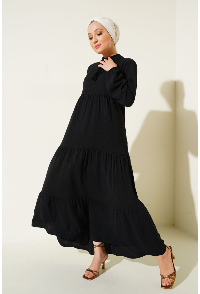 1627 Yaka Bağcıklı Tesettür Elbise - Siyah