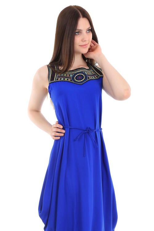 Merterium 1512 Önü Nakışlı Elbise - Saks