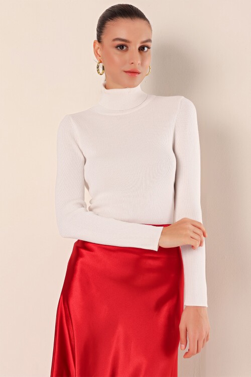 Merterium 15825 Boğazlı Triko Kazak - Beyaz