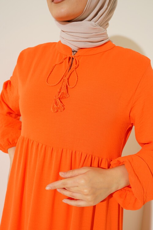 Merterium 1627 Yaka Bağcıklı Tesettür Elbise - Oranje