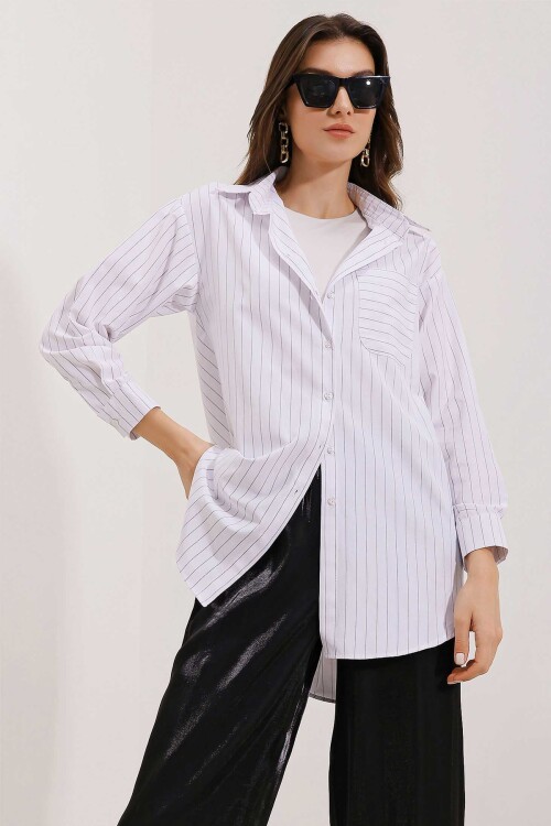 Merterium 20217 Cep Detaylı Çizgili Oversize Gömlek - Beyaz