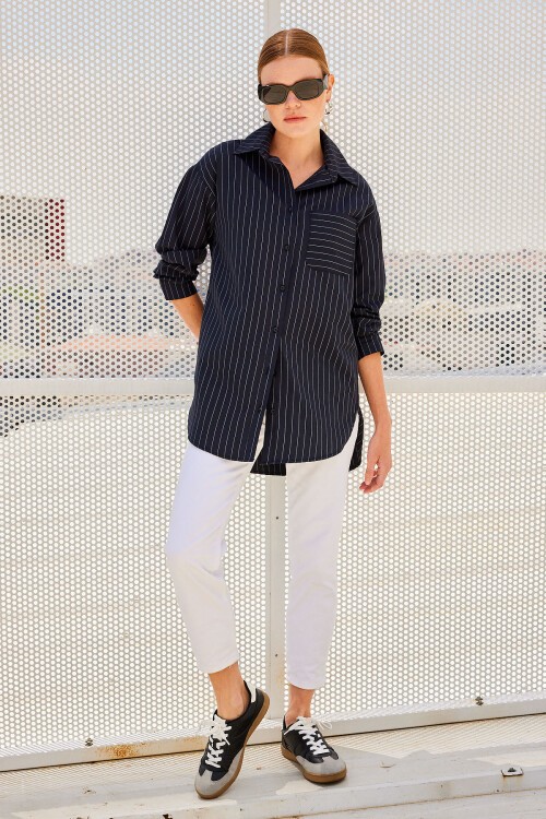 Merterium 20217 Cep Detaylı Çizgili Oversize Gömlek - Siyah