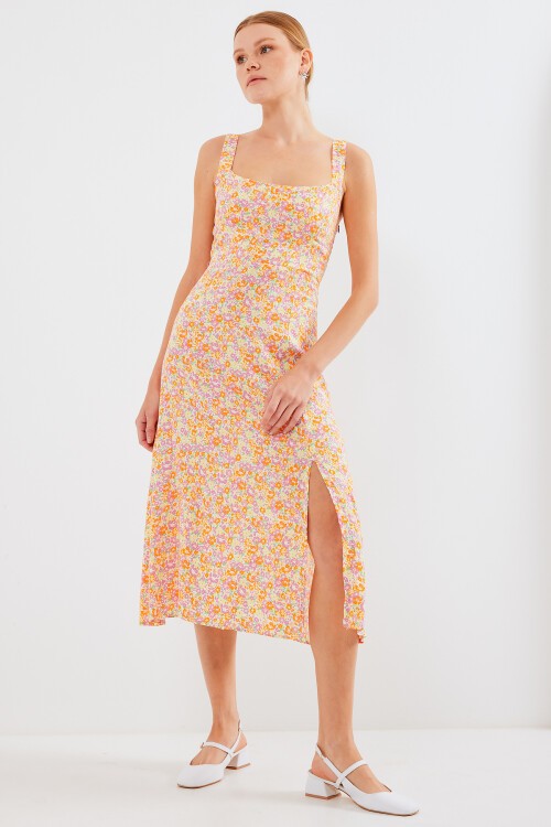 Merterium 2282 Yırtmaçlı Askılı Viskon Elbise - Turuncu