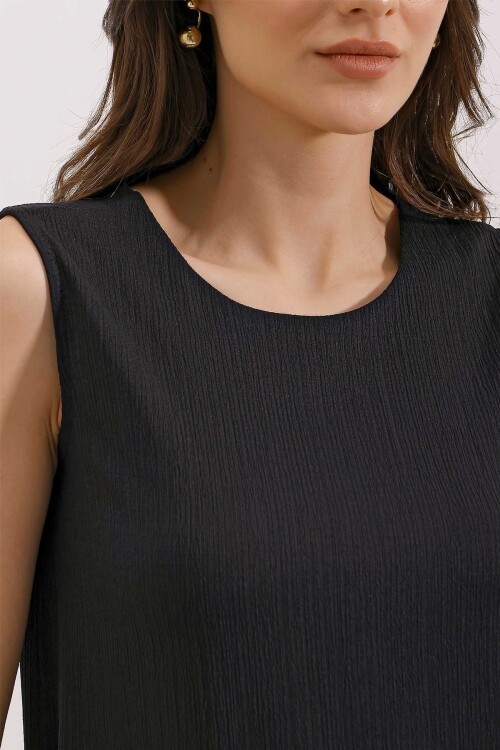 Merterium 2344 Yazlık Kloş Örme Elbise - Siyah