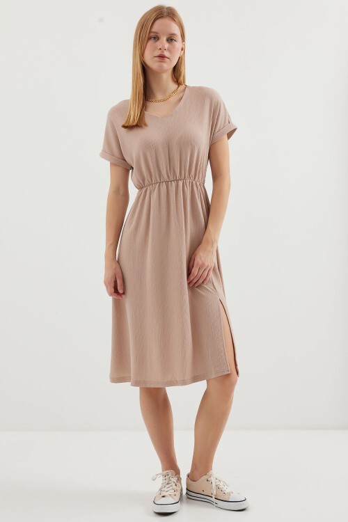 Merterium 2378 V Yaka Yırtmaçlı Örme Elbise - Bisküvi