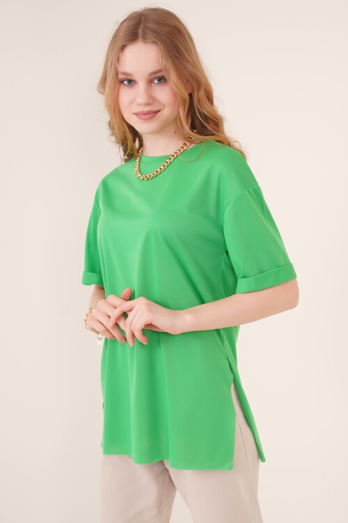 Merterium 4123 Yırtmaçlı Oversize Tişört - Yeşil