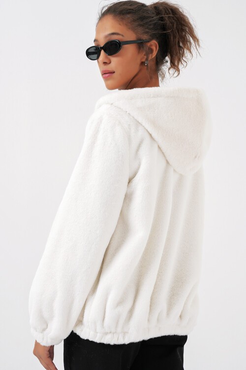 Merterium 5091 Kapşonlu Kürklü İçi Astarlı Mont - Ekru