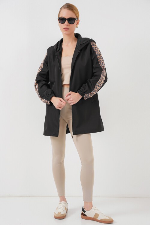 Merterium 5103 Kolları Payetli Kapüşonlu Mont - Siyah