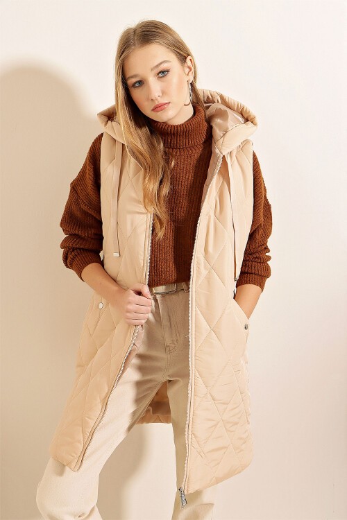 Merterium 5140 Kapşonlu Uzun Şişme Yelek - Bej