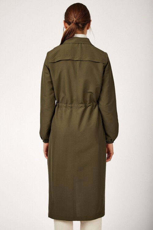 Merterium 5677 ÖNÜ BOYDAN FERMUARLI TESETTÜR TRENCHCOAT - Haki