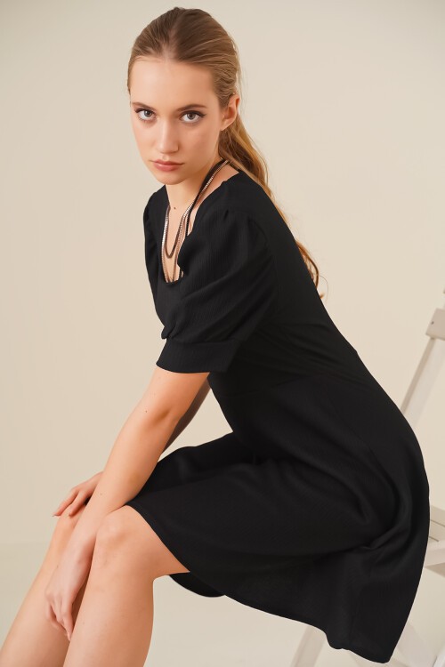 Merterium Bigdart 2339 Kare Yaka Örme Elbise - Siyah