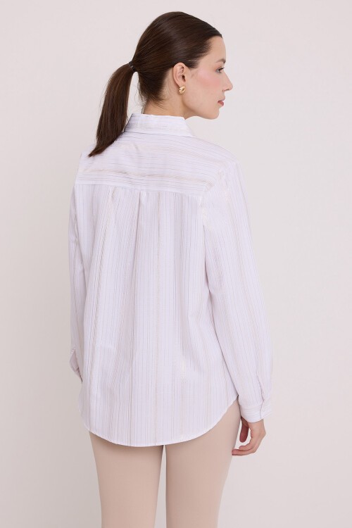 Merterium Kadın Beyaz Gümüş Varak Desenli Gömlek 20253