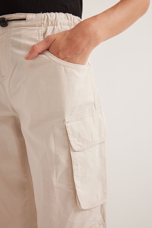 Merterium Kadın Krem Cep Detaylı Kargo Pantolon 6655