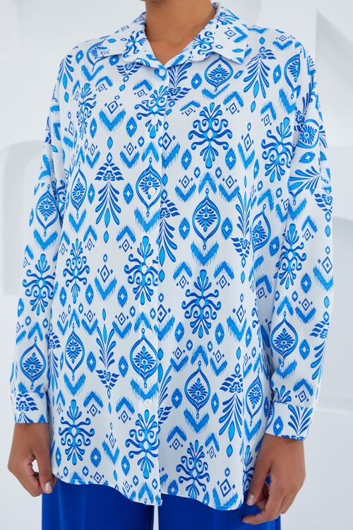 Merterium Kadın Mavi Beyaz Desenli Oversize Saten Gömlek 3985