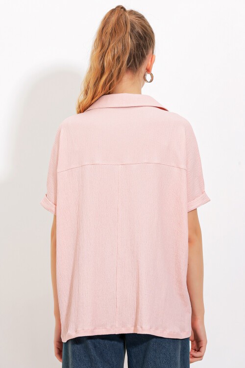 Merterium Kadın Pudra Oversize Polo Yaka Örme Bluz 0486