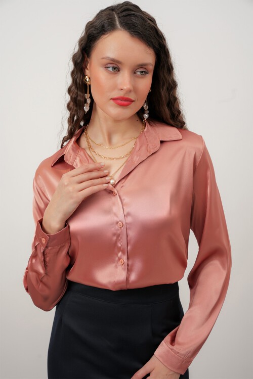 Merterium Kadın Saten Gömlek Geniş Beden Aralığı - Camel