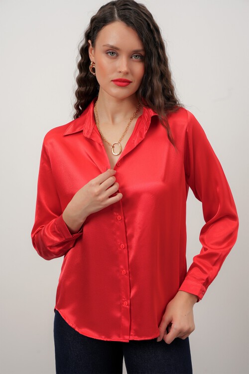 Merterium Kadın Saten Gömlek Geniş Beden Aralığı - Kırmızı