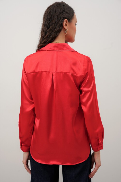 Merterium Kadın Saten Gömlek Geniş Beden Aralığı - Kırmızı