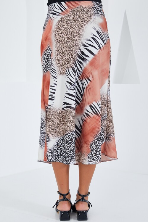 Merterium Kadın Somon Siyah Desenli Saten Etek 15806