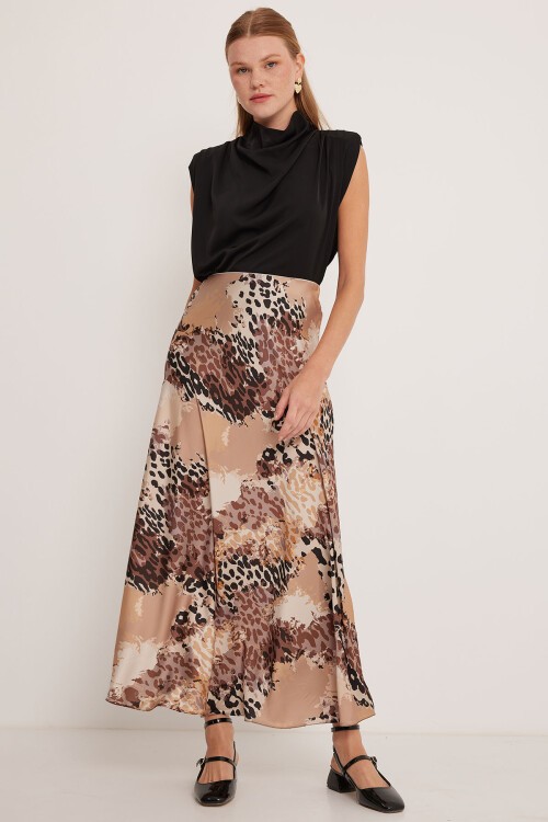 Merterium Kadın Sütlü Kahve Desenli Saten Etek 15877