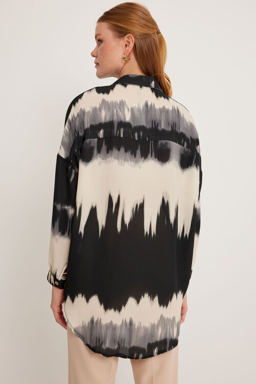 Merterium Kadın Turuncu Siyah Desenli Oversize Gömlek 5923