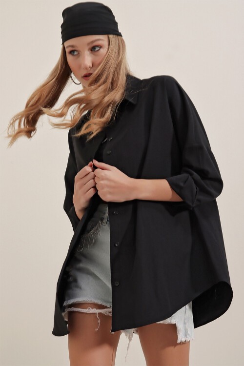 Merterium Kadın Uzun Oversize Gömlek 1001 - Siyah