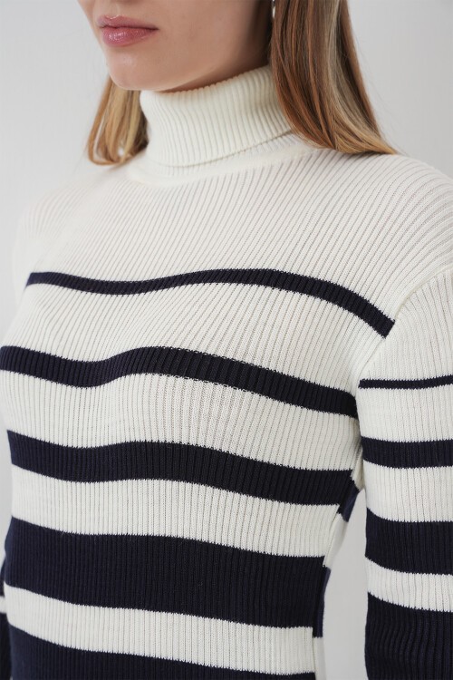 Merterium 15841 Boğazlı Lacivert Beyaz Triko Elbise