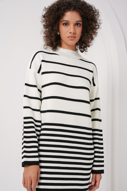 Merterium 15890 Uzun Triko Elbise - B.Beyaz