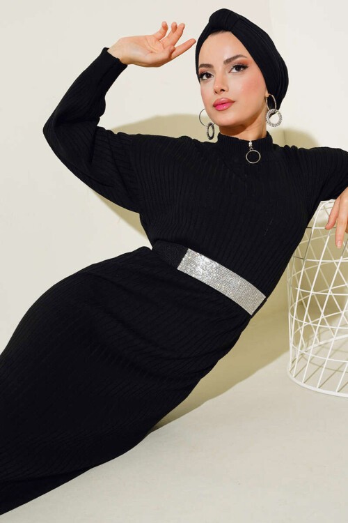 Merterium 15900 Boydan Tesettür Triko Elbise - Siyah