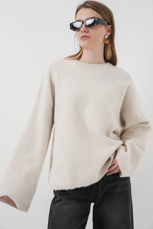 Merterium 15915 Yumuşak Dokulu Triko Kazak - Taş