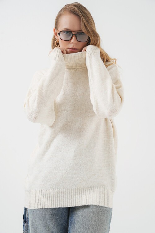 Merterium 15917 Kadın Balıkçı Yaka Oversize Triko Kazak - Ekru