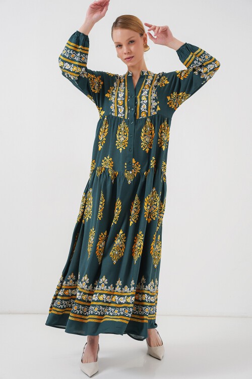 Merterium 2423 Otantik Desenli Tesettür Elbise - Yeşil 7