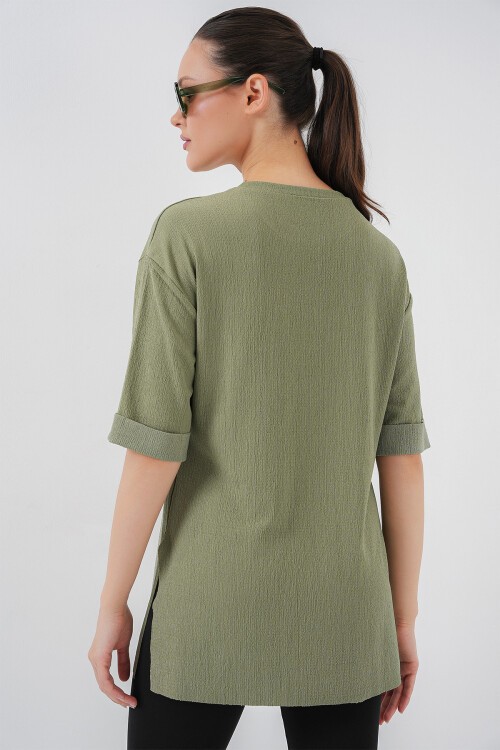 Merterium 4332 Yanı Yırtmaçlı Örme Tişört - Çağla