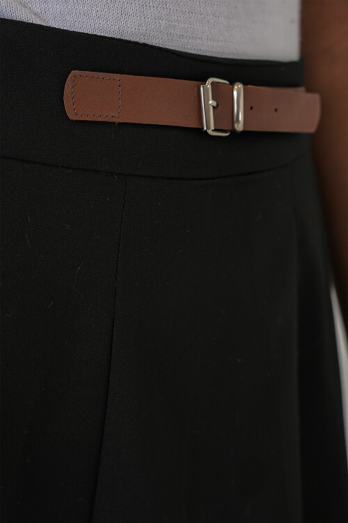 Merterium 4335 Kadın Kemerli Mini Şort Etek - Siyah