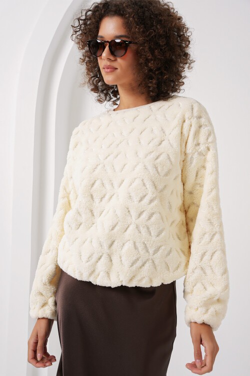 Merterium 55445 Peluş Kazak - Ekru