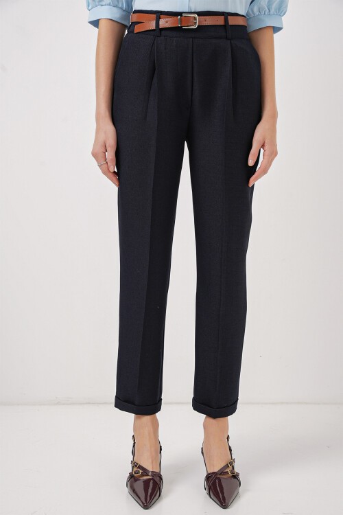 Merterium 6686 Kadın Pileli Kemerli Kumaş Pantolon - Lacivert