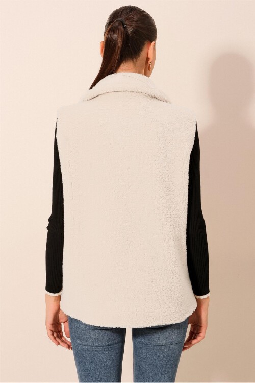 Merterium 6793 Peluş Yelek - Beyaz