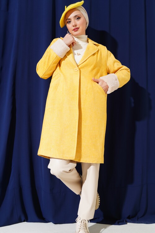 Merterium 9145 Kadın Kolları Tüylü Balık Sırtı Kaşe Kaban - Sarı