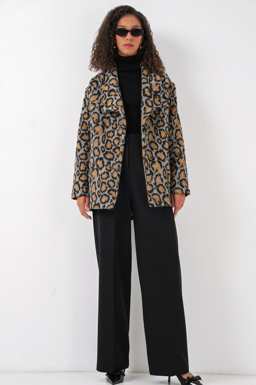 Merterium 9150 Kadın Kısa Oversize Yünlü Kaşe Kaban - Siyah