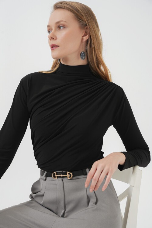 Merterium 925 Büzgü Detaylı Sandy Bluz - Siyah