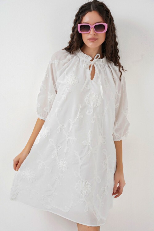 Merterium Kadın Desenli Kısa Elbise 2528 - Beyaz