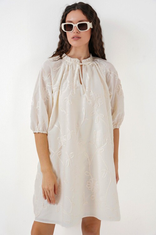 Merterium Kadın Desenli Kısa Elbise 2528 - Krem