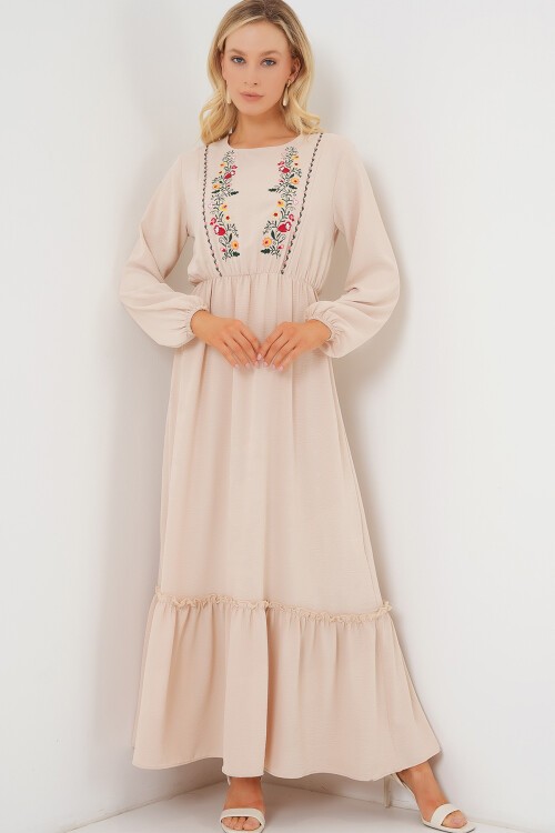 Merterium Kadın Nakışlı Uzun Tesettür Elbise 2550 - Krem