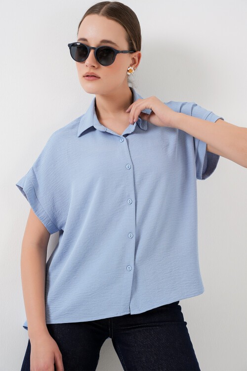 Merterium Kadın Oversize Kısa Kol Gömlek 20322 - Mavi