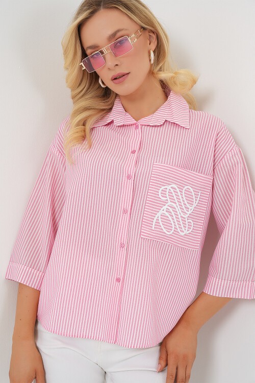 Merterium Kadın Tek Cep Nakışlı Gömlek 20328 - Pembe