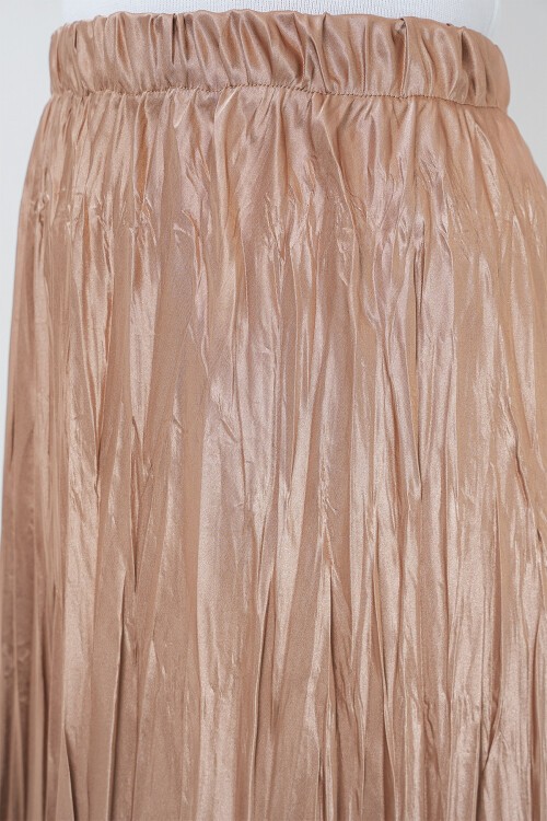 Merterium Kadın Uzun Kırışık Parlak Etek 8034 - Bisküvi