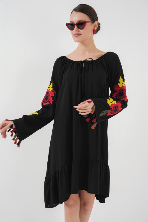 Merterium Nakışlı Midi Elbise 2531 - Siyah