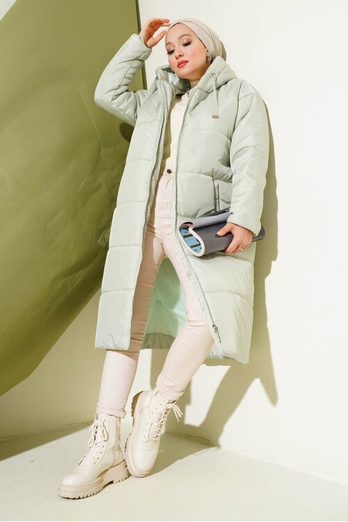 Merterium T5120 Kapşonlu Uzun Şişme Tesettür Mont - Mint