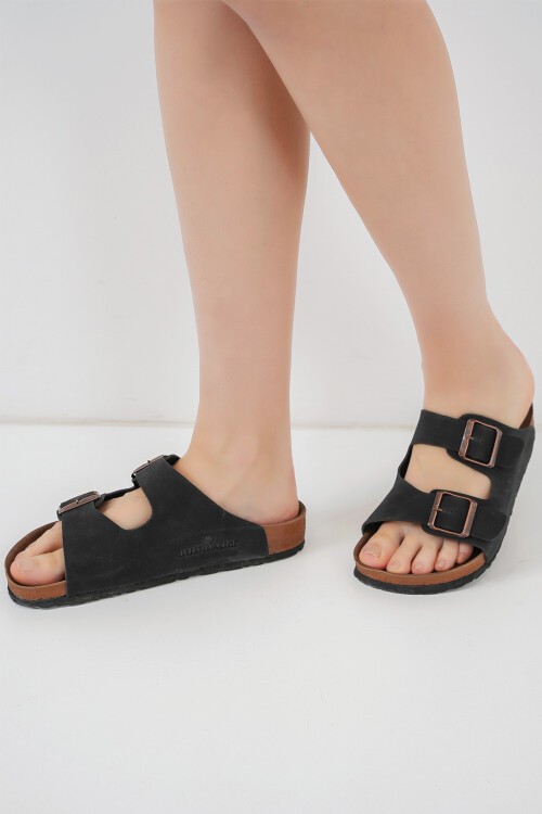 Merterium Unisex Ortopedik Terlik 010182 - Siyah