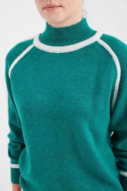 15879 Çizgili Oversize Triko Kazak - Zümrüt Yeşili